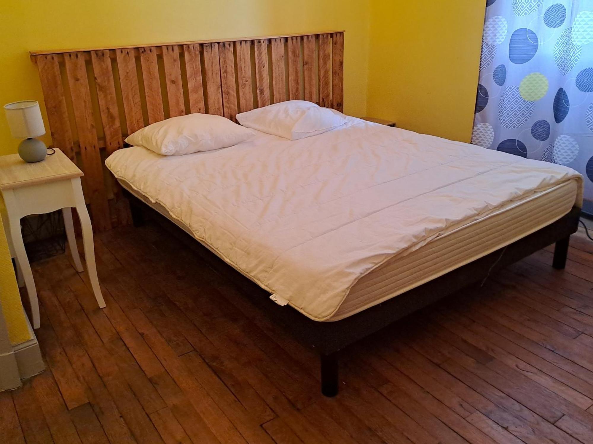 Les Chambres Du Cheval Blanc Allassac Экстерьер фото